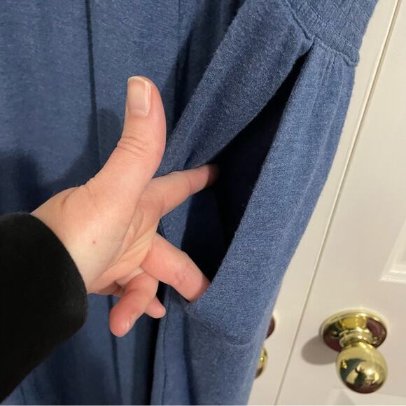 Soft Surroundings Blue Chambray Smocked Wide Leg Cropped Jumpsuit Womens M - Picture 8 of 10